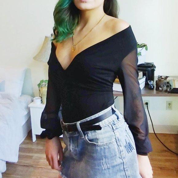 Mesh Sleeved Off Shoulder Body Suit - Size S EUC - Picture 5 of 6